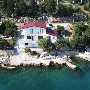 apartmani-mila.hotelinzadar.com/