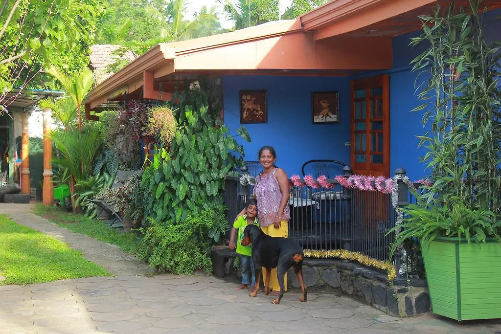 Apartament Familyhouse Negombo 0*,